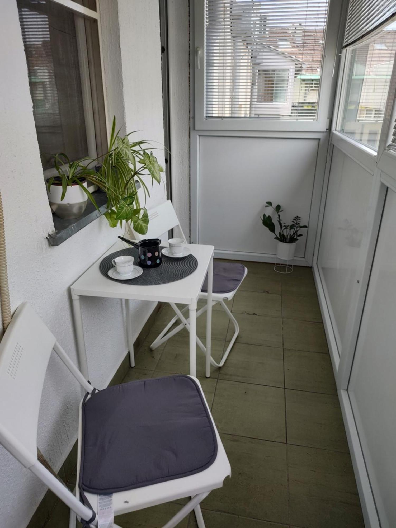 Twowheels Apartment - Apartment With Bicycles Újvidék Kültér fotó